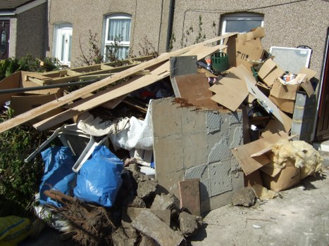 Residential and commercial waste collection in Hanwell
